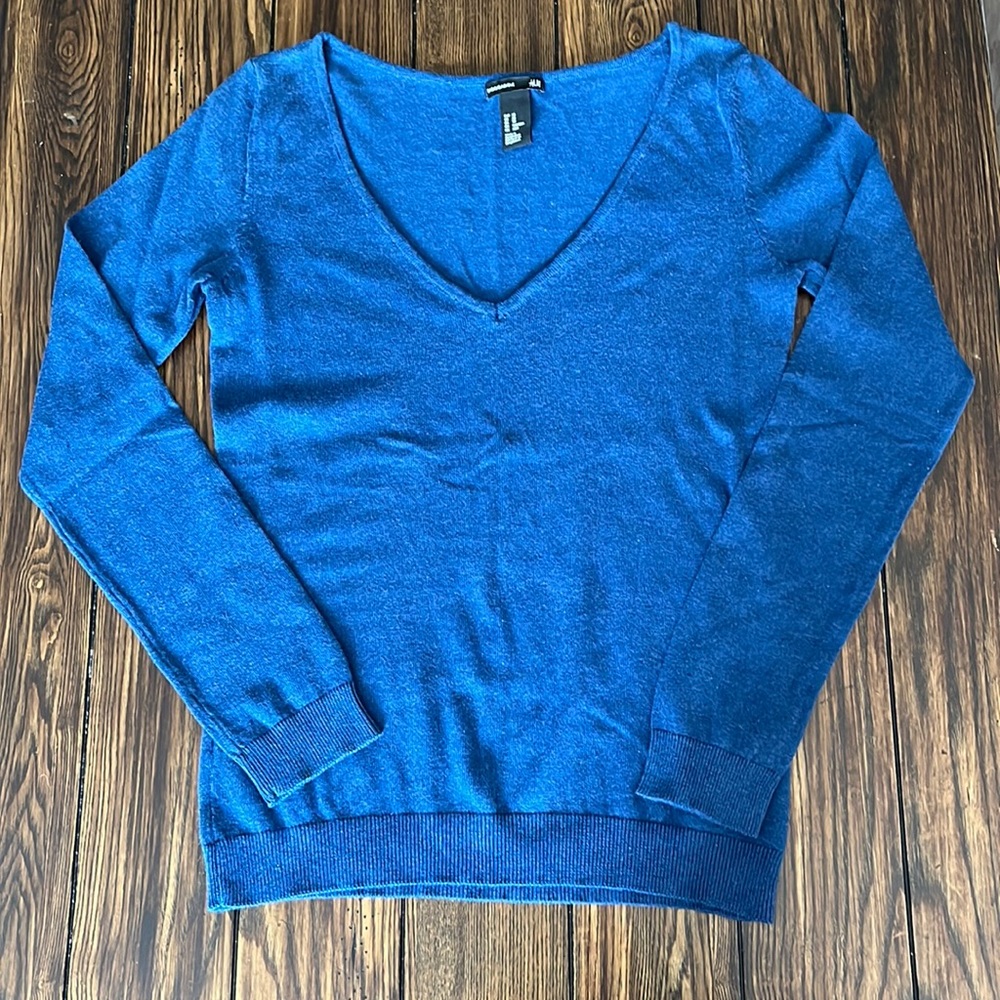 H&M dark blue sweater